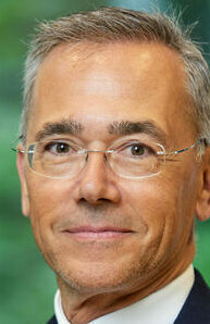 Dr. Gottfried Spitzer